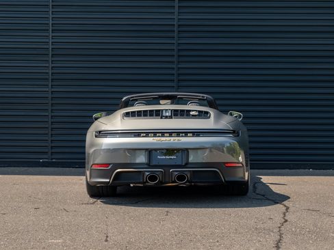 Used 2026 Porsche 911 Carrera GTS RWD image 7
