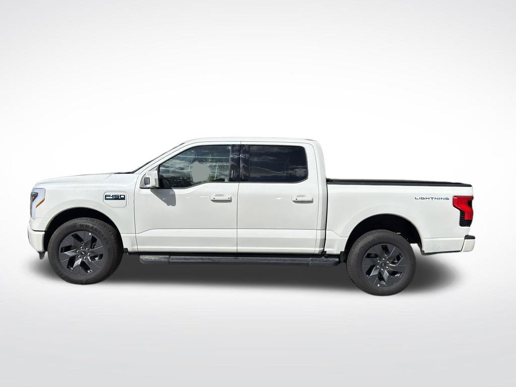 Used 2025 Ford F150 Lightning Lariat AWD/4WD image 2