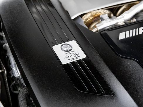 Used 2025 Mercedes-Benz SL 63 AMG 4MATIC image 46