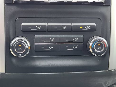 Used 2014 Nissan Xterra PRO-4X w/ Pro-4x Leather Package AWD/4WD image 18