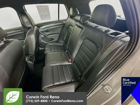Used 2017 Volkswagen Golf R 4-Door image 28
