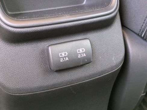 Certified 2021 Subaru Outback Premium image 16