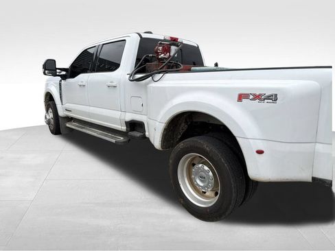 Used 2023 Ford F450 Lariat w/ FX4 Off-Road Package AWD/4WD image 7
