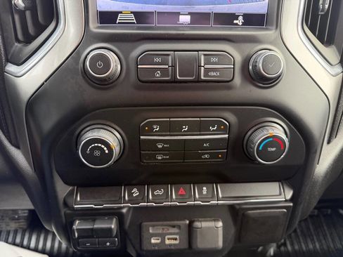 Used 2020 Chevrolet Silverado 2500 LT image 29