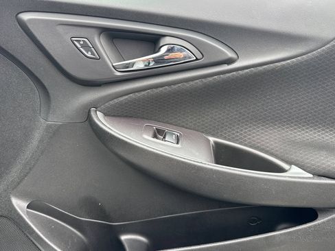 Used 2023 Chevrolet Malibu LT FWD image 24