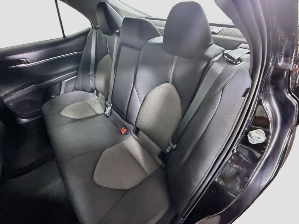 Used 2021 Toyota Camry LE FWD image 23