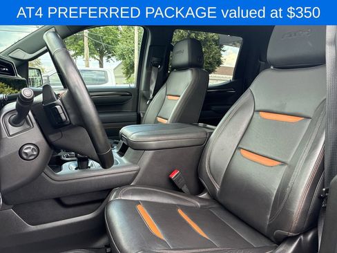 Used 2025 GMC Sierra 1500 AT4 w/ Technology Package AWD/4WD image 10