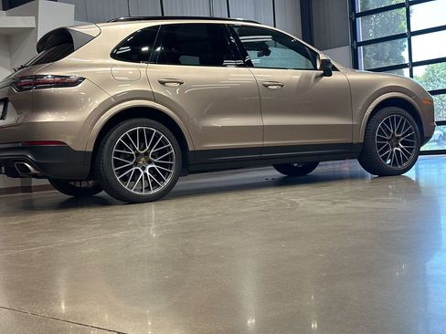 Used 2019 Porsche Cayenne AWD/4WD image 75