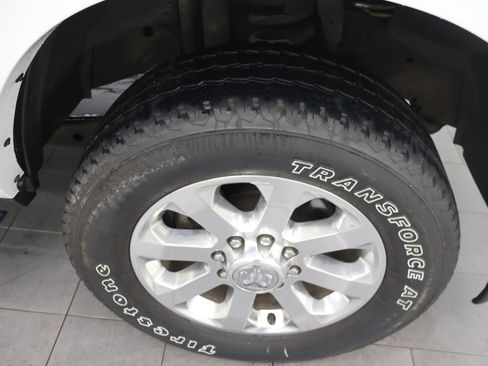 Used 2022 RAM 2500 Laramie AWD/4WD image 3