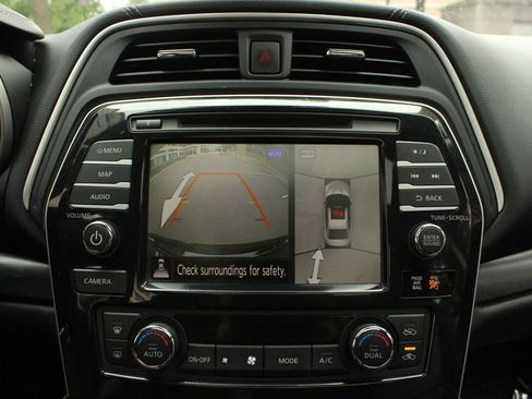 Used 2020 Nissan Maxima Platinum w/ Sport Mat Group FWD image 38