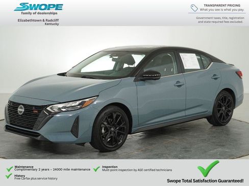 Used 2025 Nissan Sentra SR w/ SR Premium Package FWD image 8