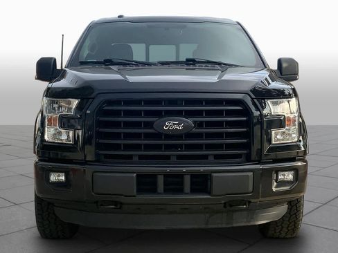 Used 2015 Ford F150 XLT w/ Equipment Group 302A Luxury AWD/4WD image 4