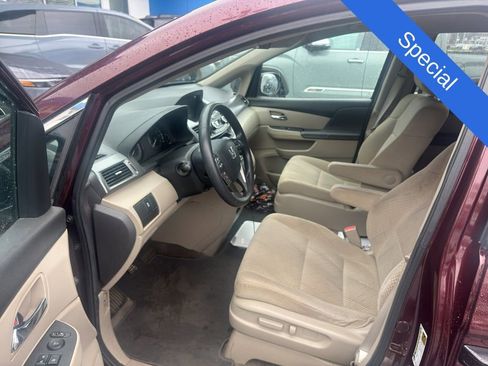 Used 2014 Honda Odyssey LX image 7