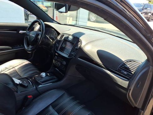 Used 2022 Chrysler 300 S RWD image 21