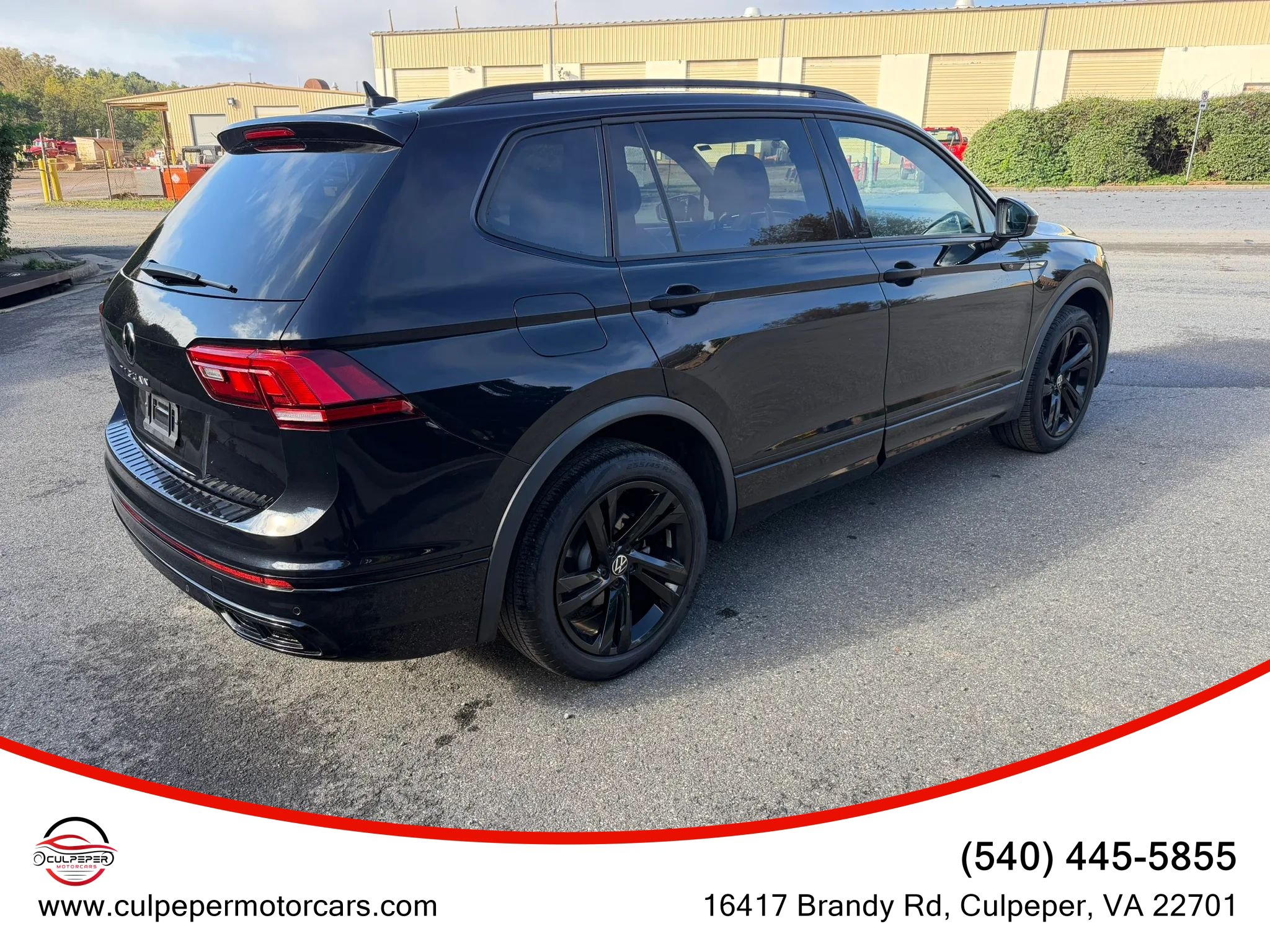 Used 2023 Volkswagen Tiguan SE R-Line FWD image 5