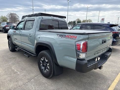 Used 2023 Toyota Tacoma TRD Off-Road image 9