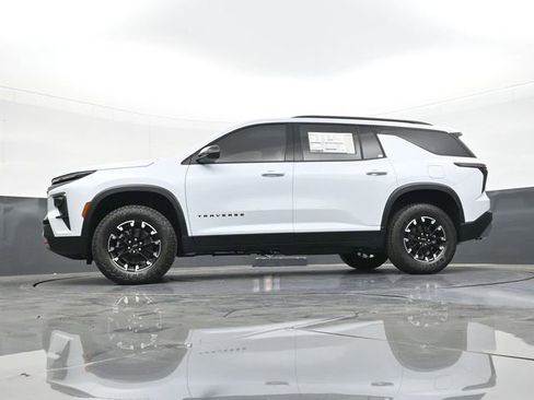 New 2026 Chevrolet Traverse Z71 w/ Driver Confidence Package AWD/4WD image 59