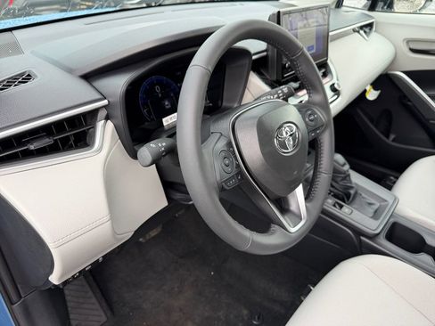 New 2026 Toyota Corolla Cross LE AWD/4WD image 28