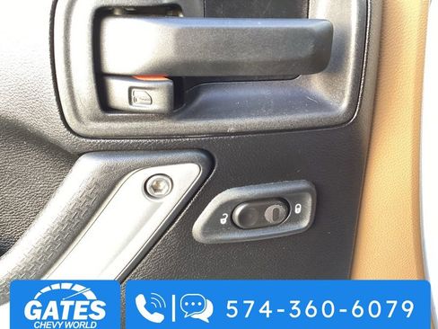 Used 2013 Jeep Wrangler Unlimited Sahara w/ Connectivity Group AWD/4WD image 17