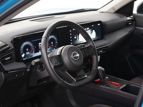 Used 2025 Nissan Kicks SR image 21