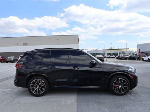 Used 2025 BMW X5 M60i image 9