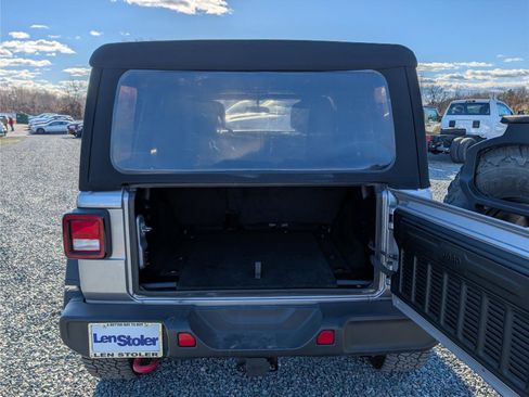 Used 2018 Jeep Wrangler Unlimited Rubicon image 13