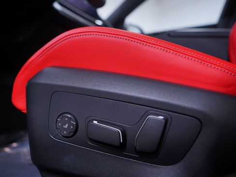 New 2026 BMW M5 image 18