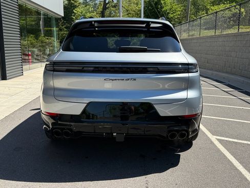 New 2026 Porsche Cayenne GTS AWD/4WD image 6