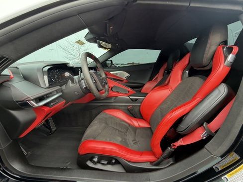 Used 2021 Chevrolet Corvette Stingray Premium Conv w/ Z51 Performance Package image 21