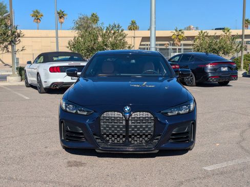 Used 2024 BMW M440i Coupe w/ Premium Package image 9