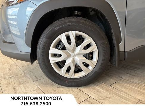 Used 2026 Toyota Corolla Cross L image 28