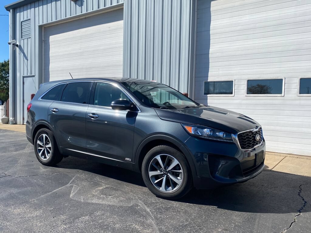 Used 2020 Kia Sorento AWD V6 image 2