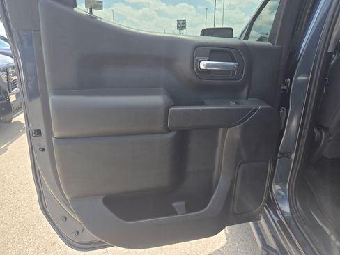 Certified 2021 Chevrolet Silverado 1500 Custom Trail Boss w/ LPO, Dark Essentials Package AWD/4WD image 14