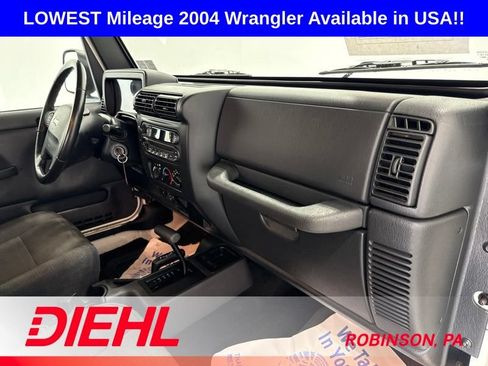 Used 2004 Jeep Wrangler 4WD image 11