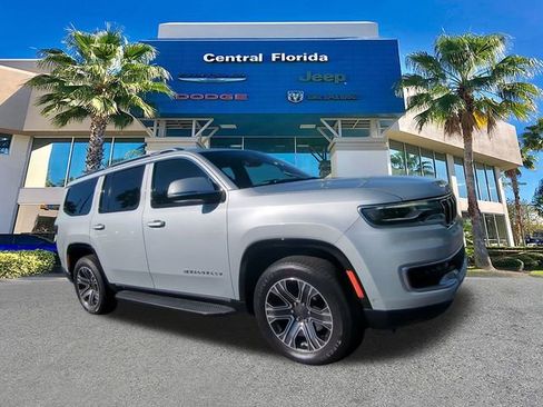 Certified 2022 Jeep Wagoneer Series III image 2