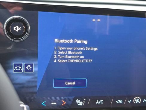 New 2026 Chevrolet Traverse LT w/ Driver Confidence Package image 8