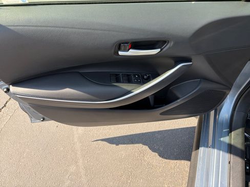 Used 2020 Toyota Corolla SE w/ Carpet Mat Package (TMS) FWD image 9