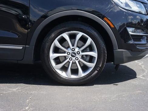 Used 2019 Lincoln MKC Select w/ Select Plus Package FWD image 4