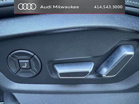 Used 2024 Audi SQ8 Prestige AWD/4WD image 11