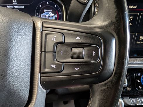 Used 2024 GMC Sierra 2500 Denali w/ Technology Package AWD/4WD image 25
