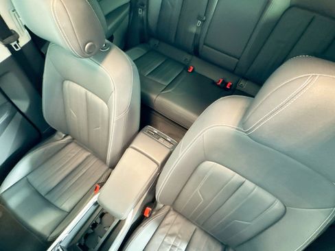 Used 2022 Audi e-tron Premium image 19