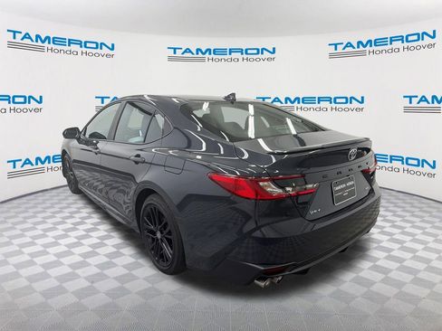 Used 2026 Toyota Camry SE w/ Convenience Package image 3