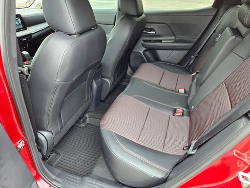 New 2026 Nissan Kicks SR w/ Cold Weather Package FWD image 10