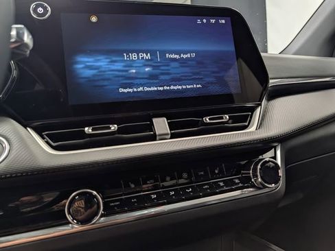 New 2026 Chevrolet Equinox LT w/ Convenience Package II FWD image 20