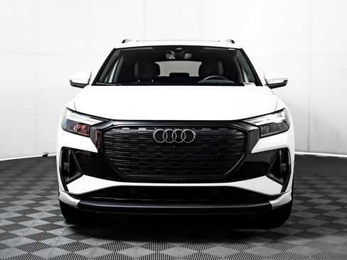 Used 2024 Audi Q4 e-tron Premium Plus w/ Premium Plus image 12