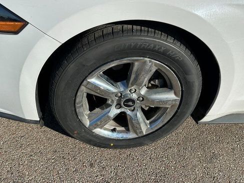 Used 2019 Ford Mustang Convertible image 7