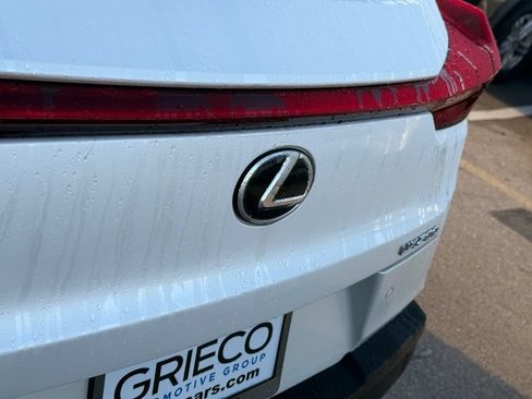 Used 2020 Lexus UX 200 w/ Premium Package FWD image 14