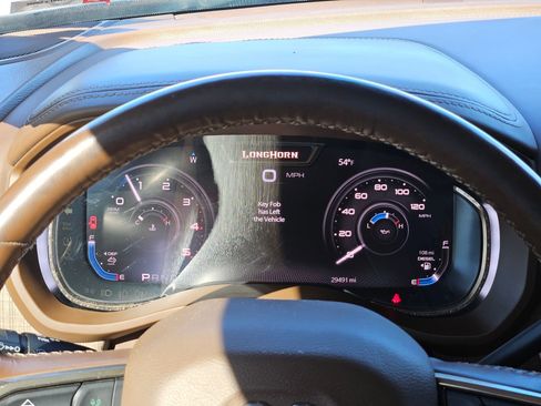 Used 2024 RAM 2500 Limited image 23