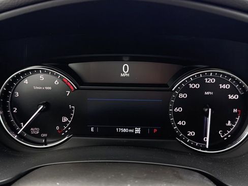 Used 2021 Cadillac XT4 Luxury w/ Cold Weather Package image 12