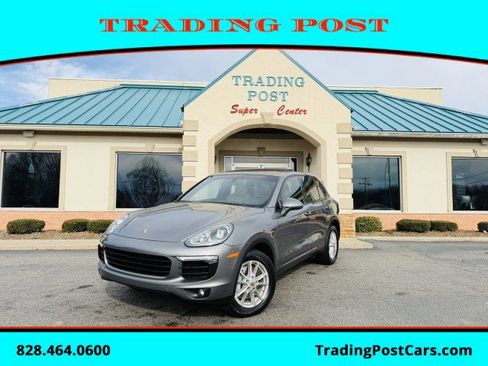 Used 2017 Porsche Cayenne image 1